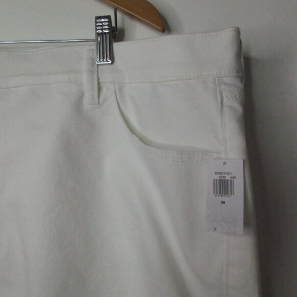 Old Navy Mom Short 20 White‎ Denim Mid-Rise Flat Front Cotton Blend Medium Wash - Picture 10 of 10